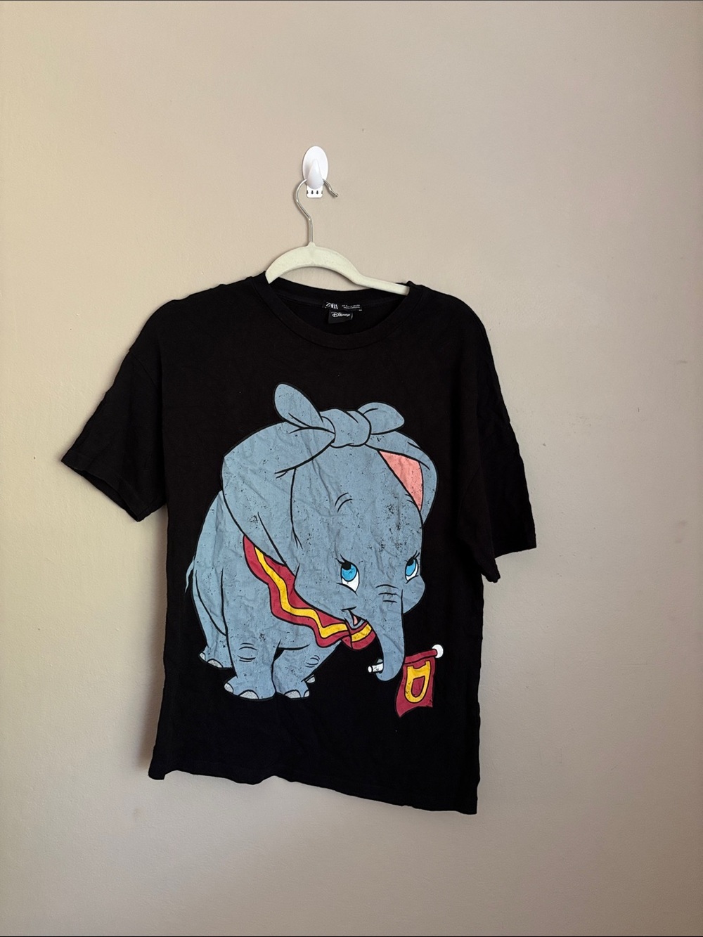 Zara Disney Dumbo Graphic Tee - Black size small